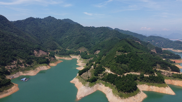 ACUD Việt Nam thực hiện khảo sát thực địa Quy hoạch dự án Hồ Thủy điện Hòa Bình, tỉnh Hòa Bình.