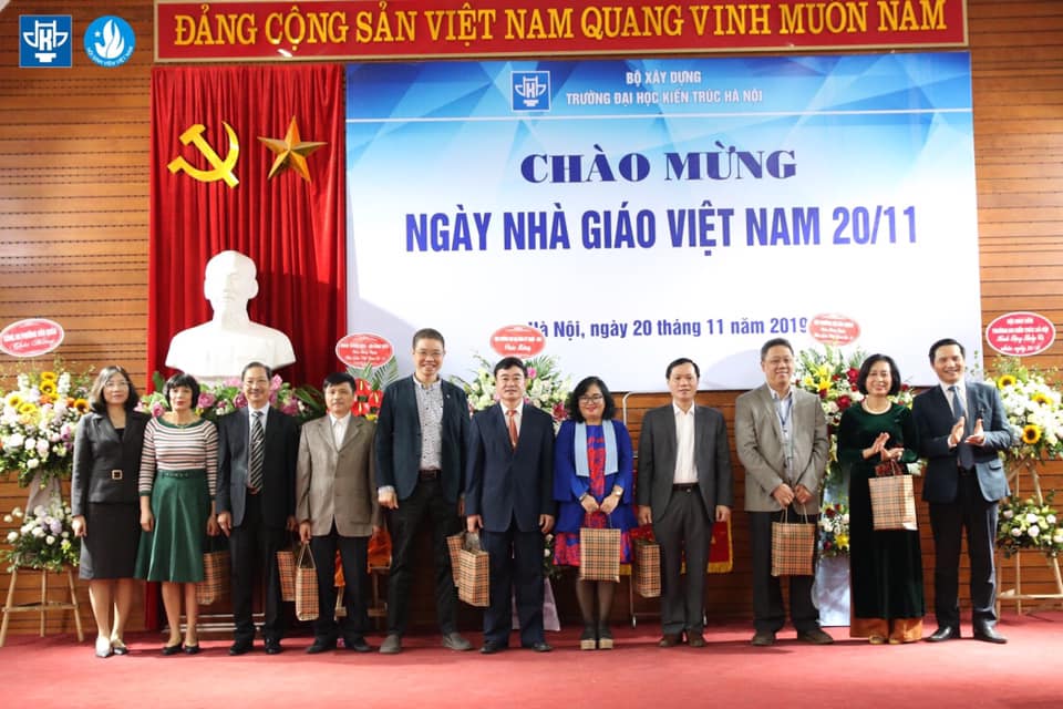 ACUD - Chúc mừng ngày Hiến chương các nhà giáo Việt Nam 20-11 tại trường Đại học Kiến trúc Hà Nội.